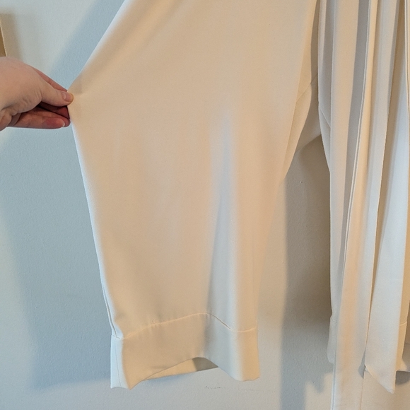 Like New Eloquii Paper Bag Waist Wide Leg Crops Size 20 - Picture 2 of 2